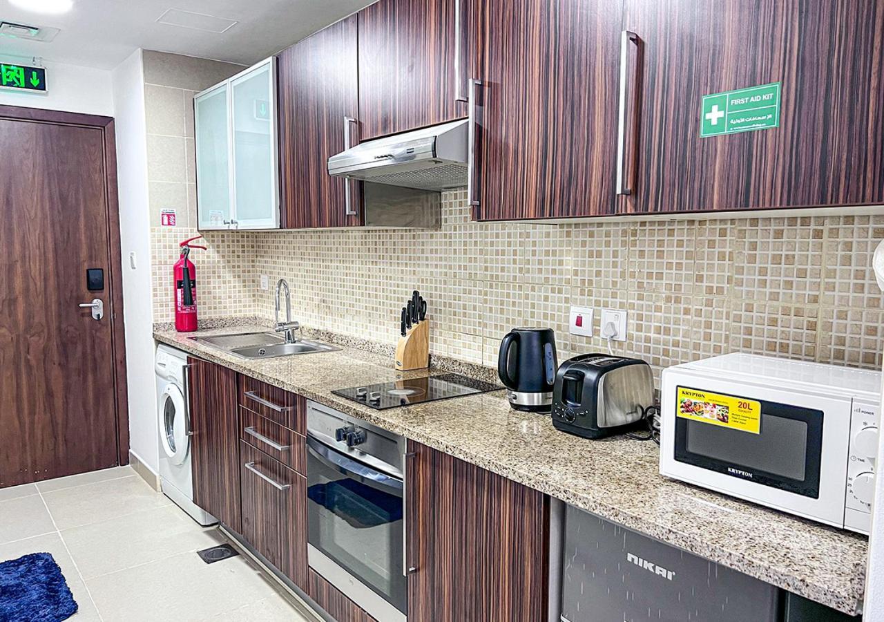 Cosmos Living Modern Studio Near Dubai Marina Bagian luar foto