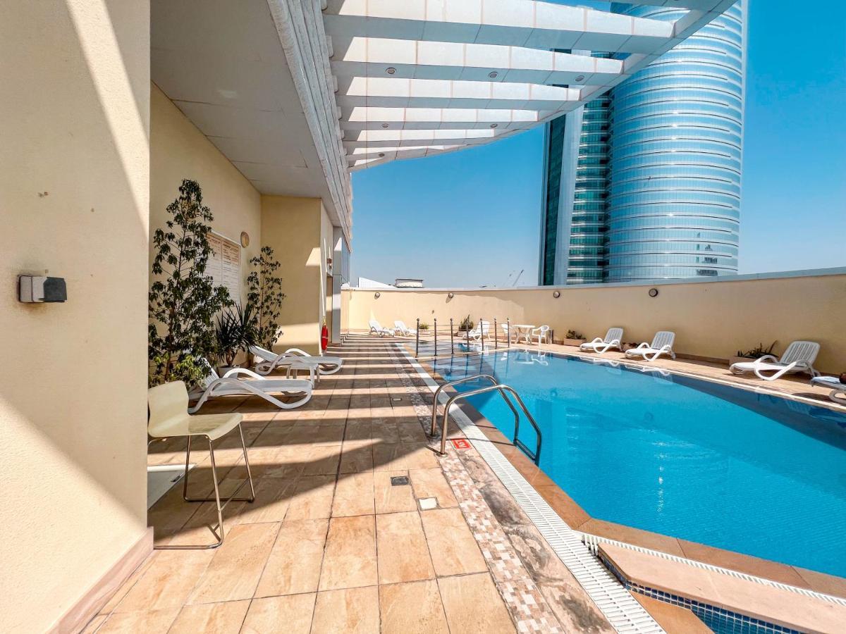 Cosmos Living Modern Studio Near Dubai Marina Bagian luar foto